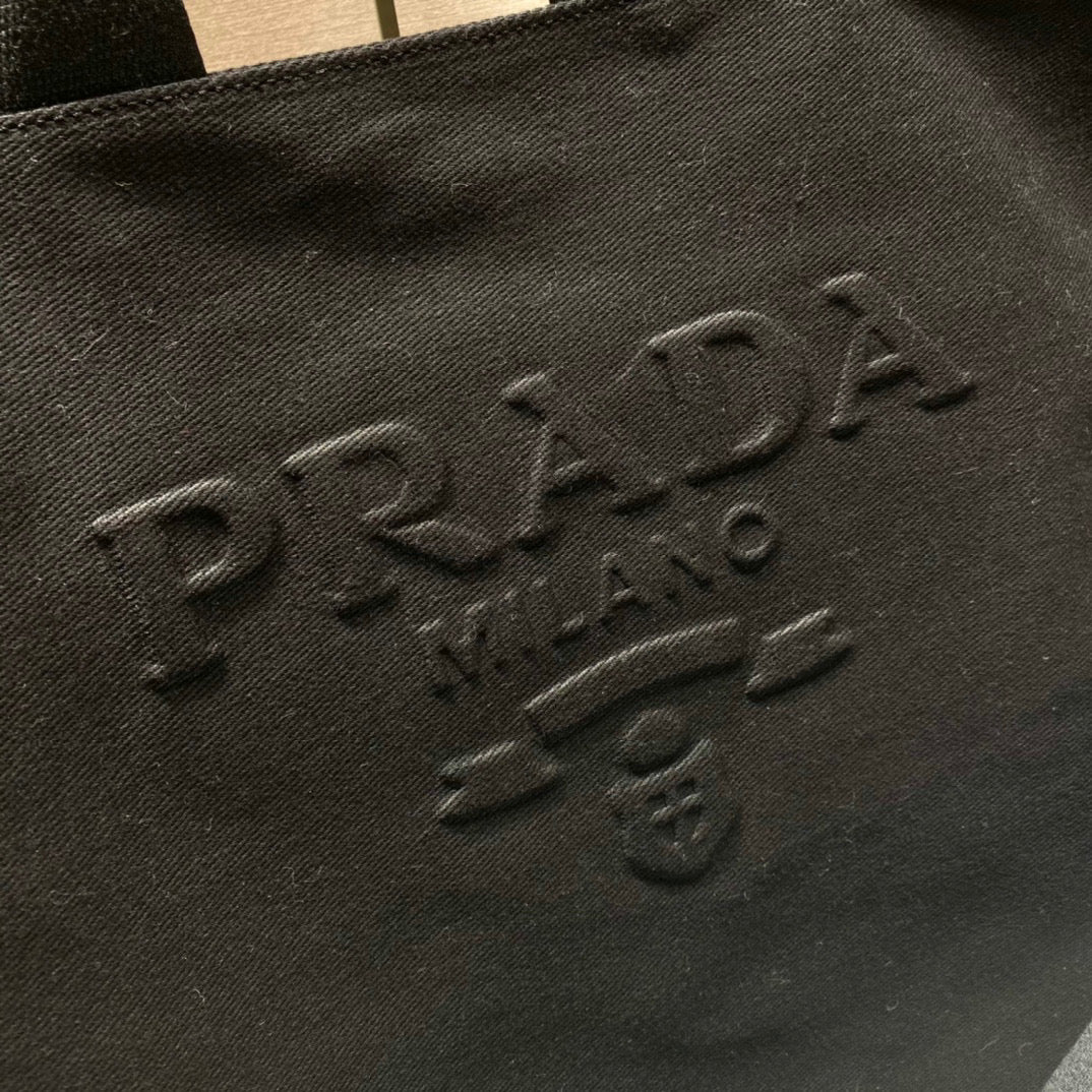 Prada 1BG395 Drill tote Shoulder bag Black | prada 1bg395 drill tote shoulder bag 33