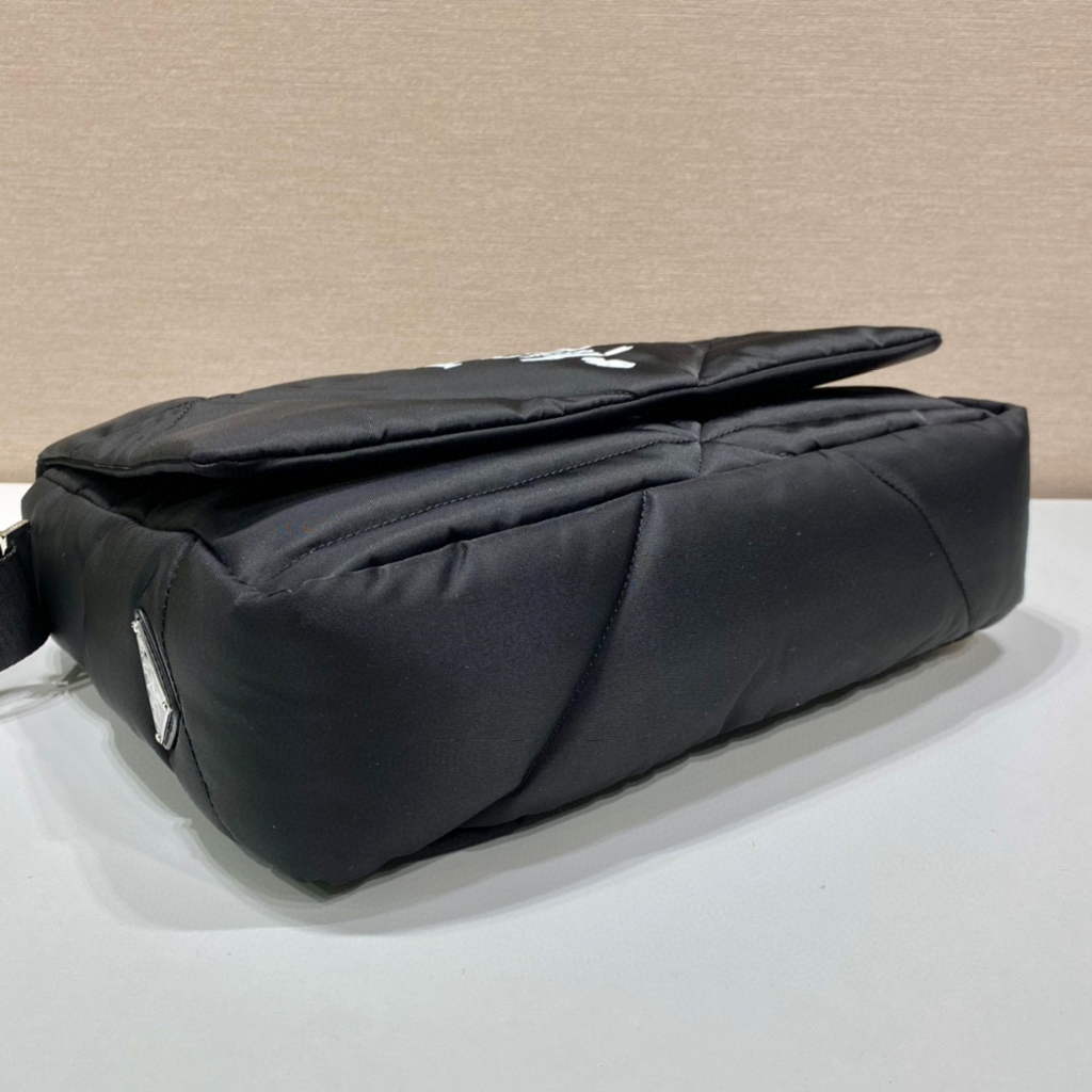 Prada 1BG412 Shoulder bag Black | prada 1bg412 shoulder bag black 7