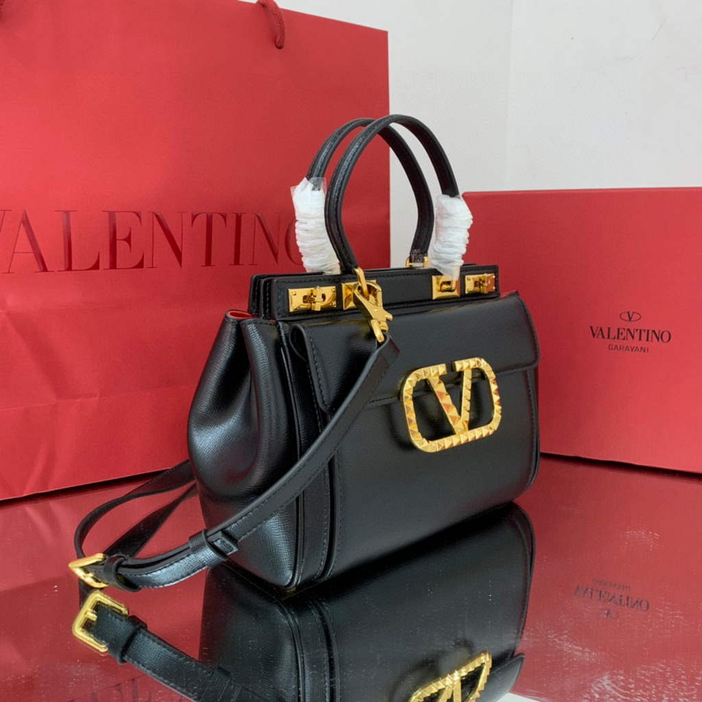 Valentino 4100 Medium Rockstud Alcove Handbag In Grainy Calfskin 2B0J41 Black | valentino 4100 medium rockstud alcove handbag in grainy calfskin red 12
