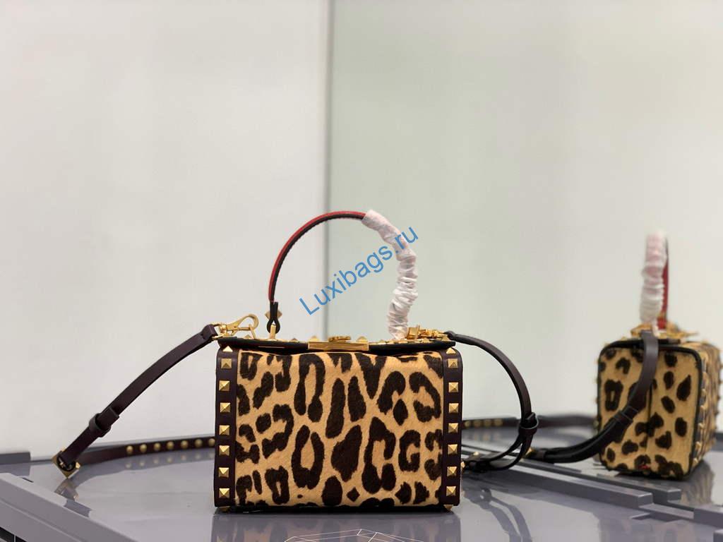 Valentino 7300 Rockstud Alcove Grainy Calfskin BOX Bag XW2B0J73 Leopard print