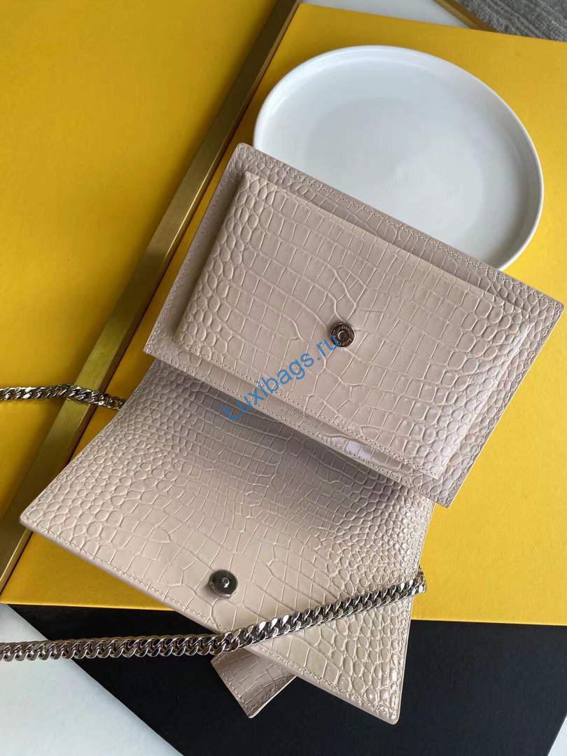 ysl 442906 sunset medium in crocodile embossed shiny leather apricot 2 YSL 442906 Sunset Medium In Crocodile Embossed Shiny Leather Apricot | img 6336 ysl 442906 sunset medium in crocodile embossed shiny leather apricot