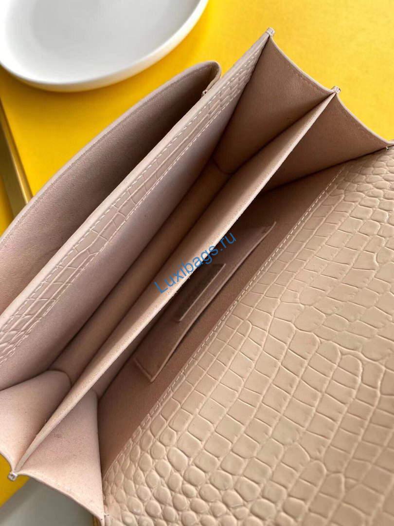 ysl 442906 sunset medium in crocodile embossed shiny leather apricot 7 YSL 442906 Sunset Medium In Crocodile Embossed Shiny Leather Apricot | img 6341 ysl 442906 sunset medium in crocodile embossed shiny leather apricot