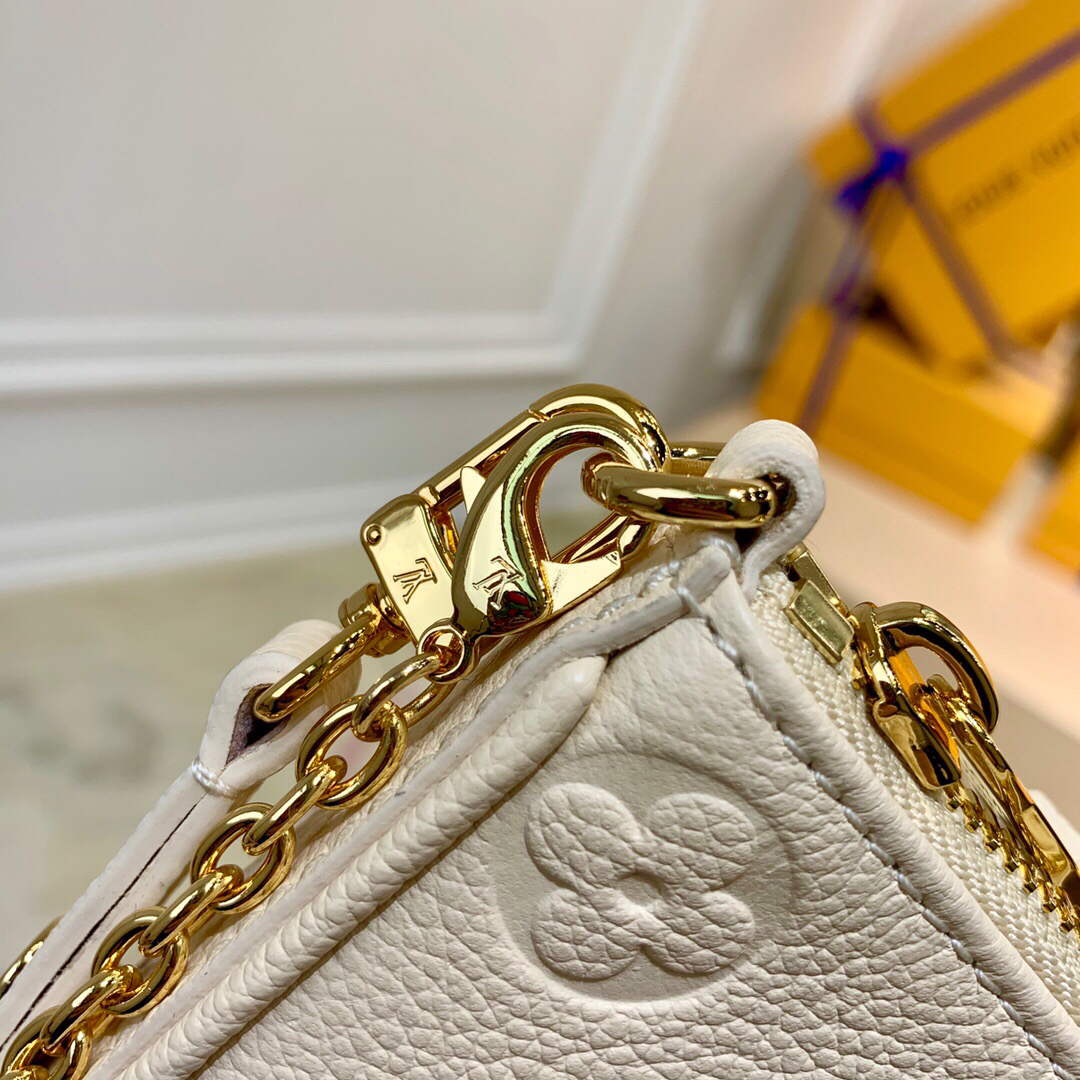 LV M81066 Louis Vuitton Easy Pouch On Strap Crème White M80349 | lv m80349 louis vuitton easy pouch on strap black m81066 luxibags.ru 14
