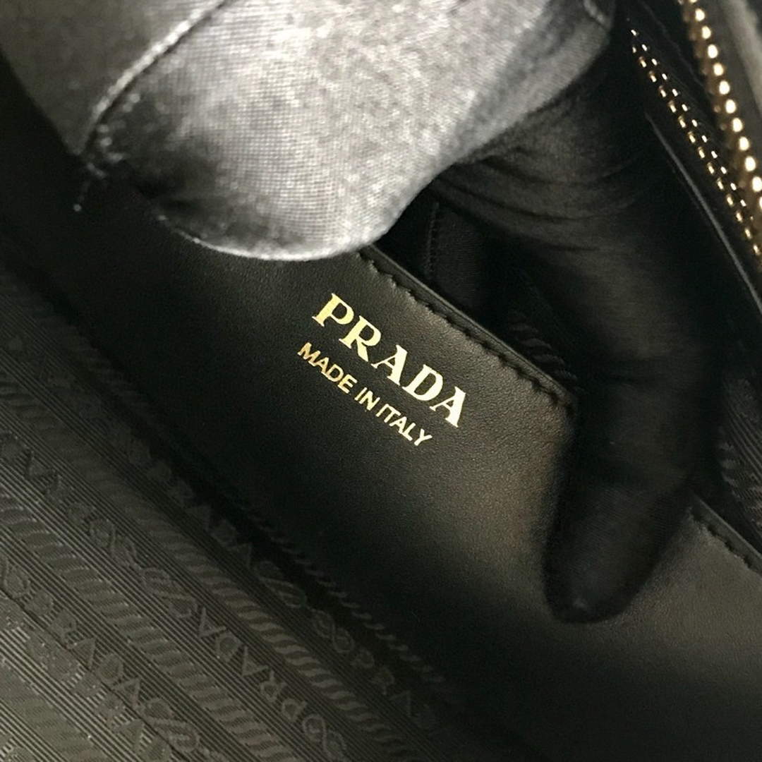 Prada 1BA046 Medium Esplanade Leather Tote Bag Black | prada 1ba046 medium esplanade leather tote bag black 08