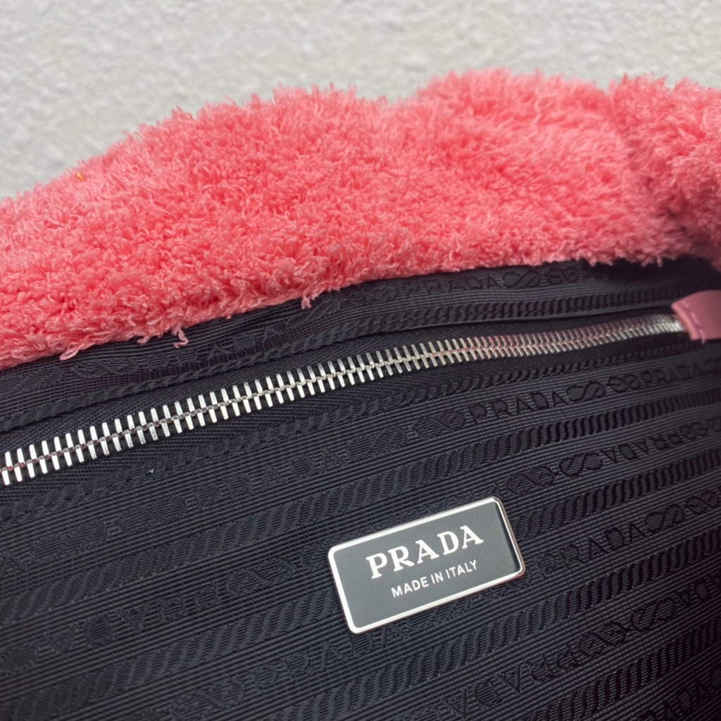 Prada 1BG130 Shearling Tote Shoulder bag Plum | prada 1bg130 shearling tote shoulder bag 28