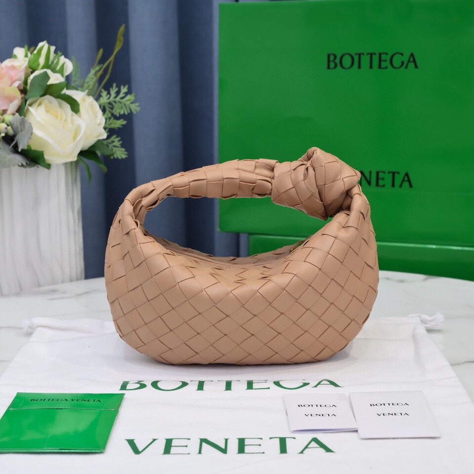 Bottega Veneta BV 651876 mini Jodie Nude Pink | bottega veneta bv 651876 mini jodie 043