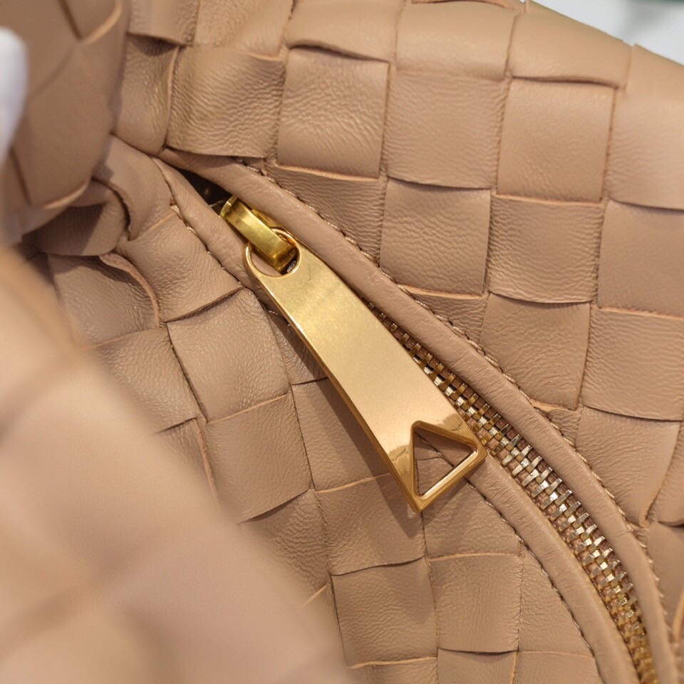 Bottega Veneta BV 651876 mini Jodie Nude Pink | bottega veneta bv 651876 mini jodie 047
