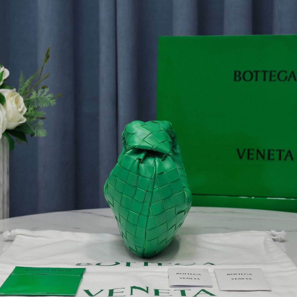 Bottega Veneta BV 651876 mini Jodie Parakeet | bottega veneta bv 651876 mini jodie 084