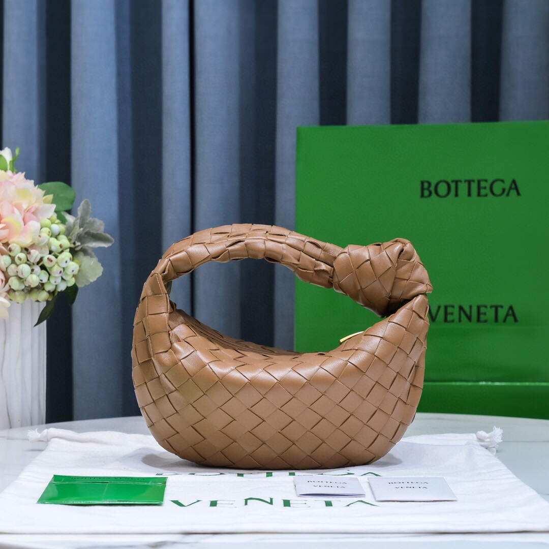 Bottega Veneta BV 651876 mini Jodie Borwn | bottega veneta bv 651876 mini jodie 123