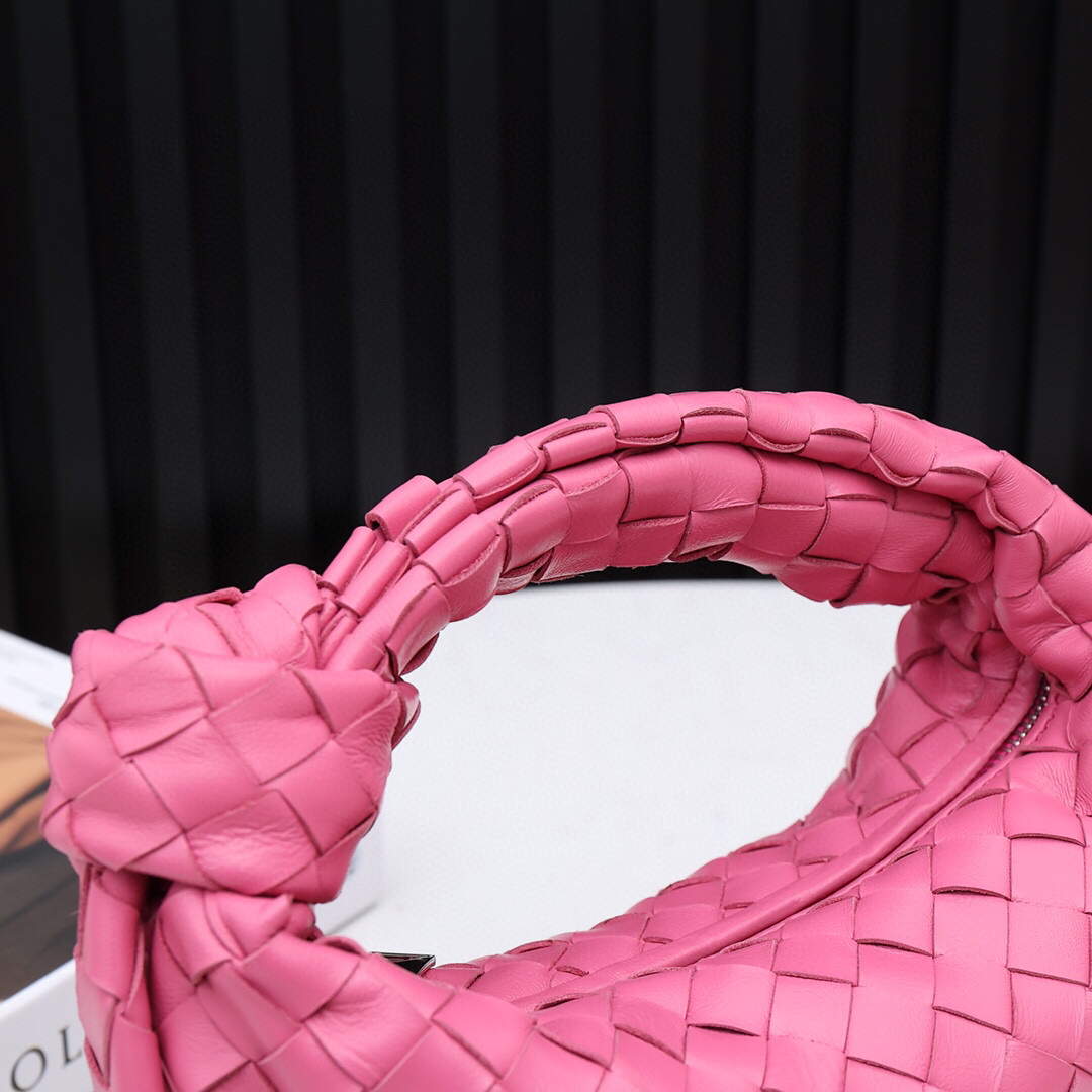Bottega Veneta BV 651876 mini Jodie Rose Red | bottega veneta bv 651876 mini jodie 135