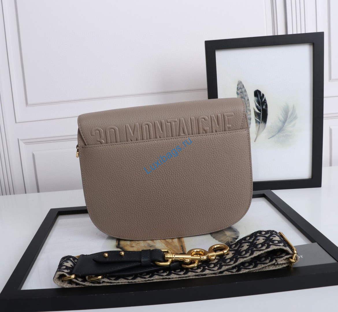 Dior M9320 Large Dior Bobby Bag Warm Taupe BoxCalfskin With Blue Oblique Embroidered Strap | luxibags.ru 210
