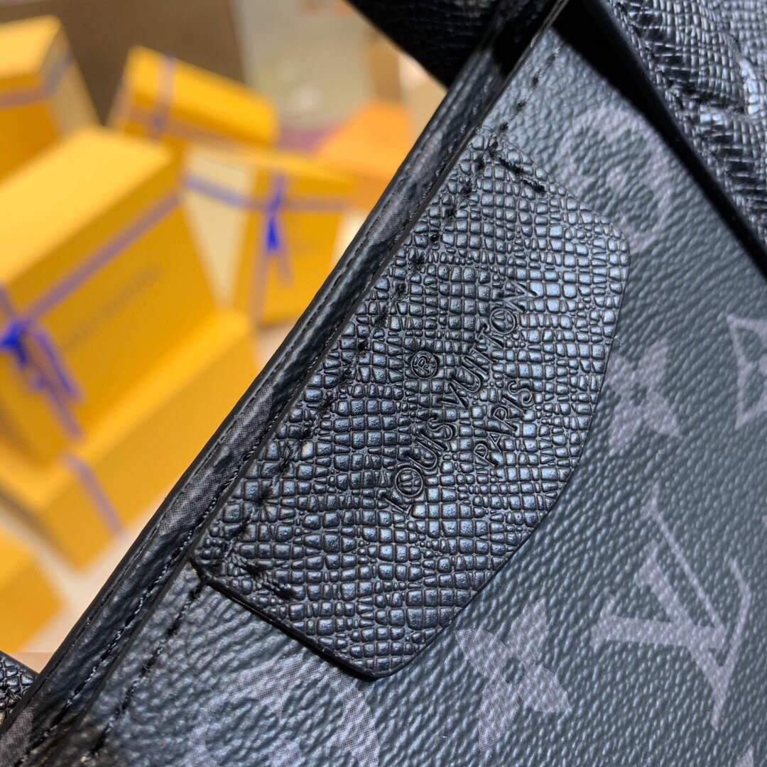 LV M30431 Louis Vuitton Split Tote Eclipse Black | lv m30431 louis vuitton split tote eclipse black 06