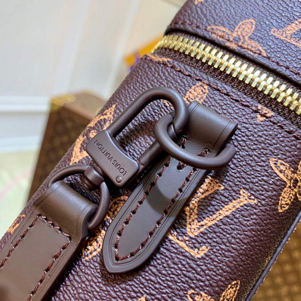 LV M59664 Louis Vuitton Vertical Box Trunk | lv m59664 louis vuitton vertical box trunk 007
