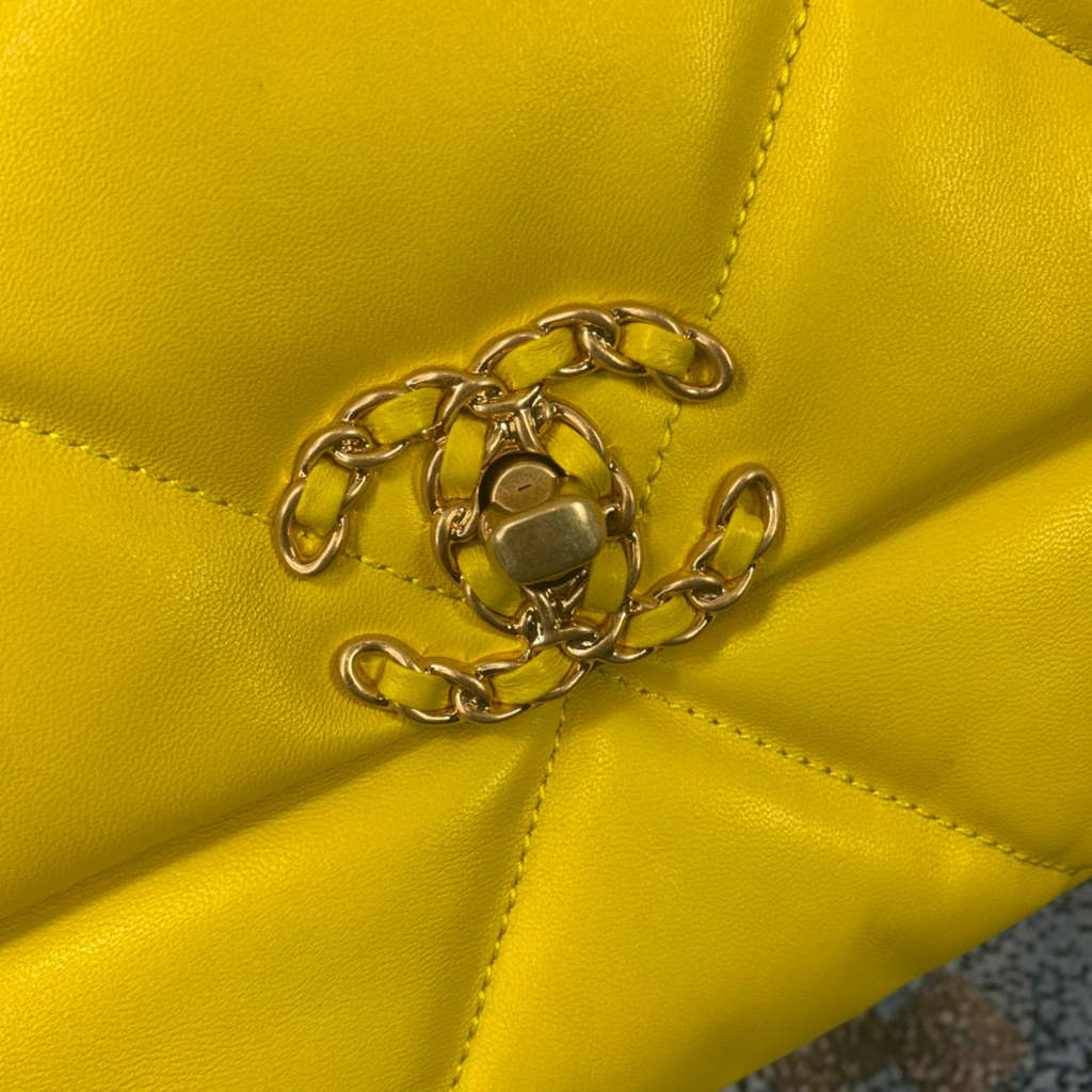 Chanel 19 Maxi Handbag Lambskin Gold AS1162 Yellow | chanel 19 maxi handbag lambskin gold as1162 67