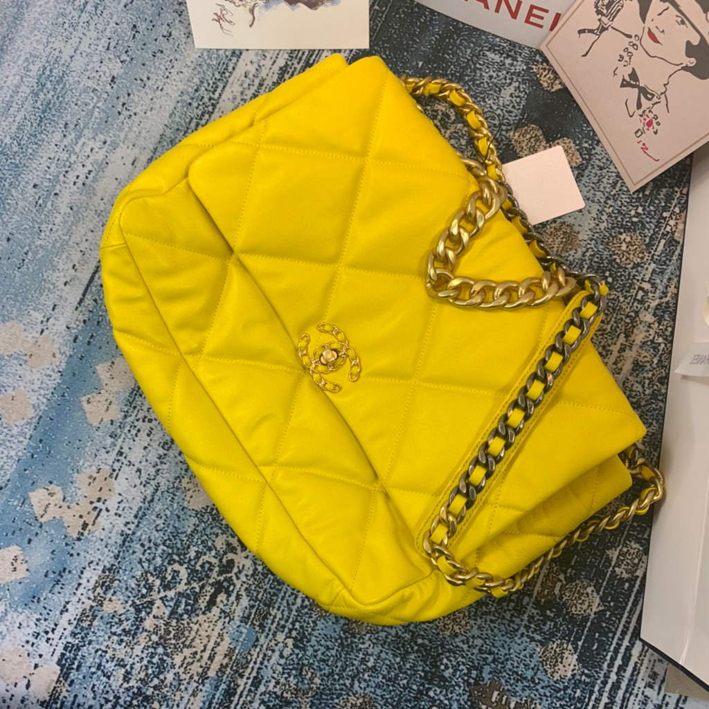 Chanel 19 Maxi Handbag Lambskin Gold AS1162 Yellow | chanel 19 maxi handbag lambskin gold as1162 68