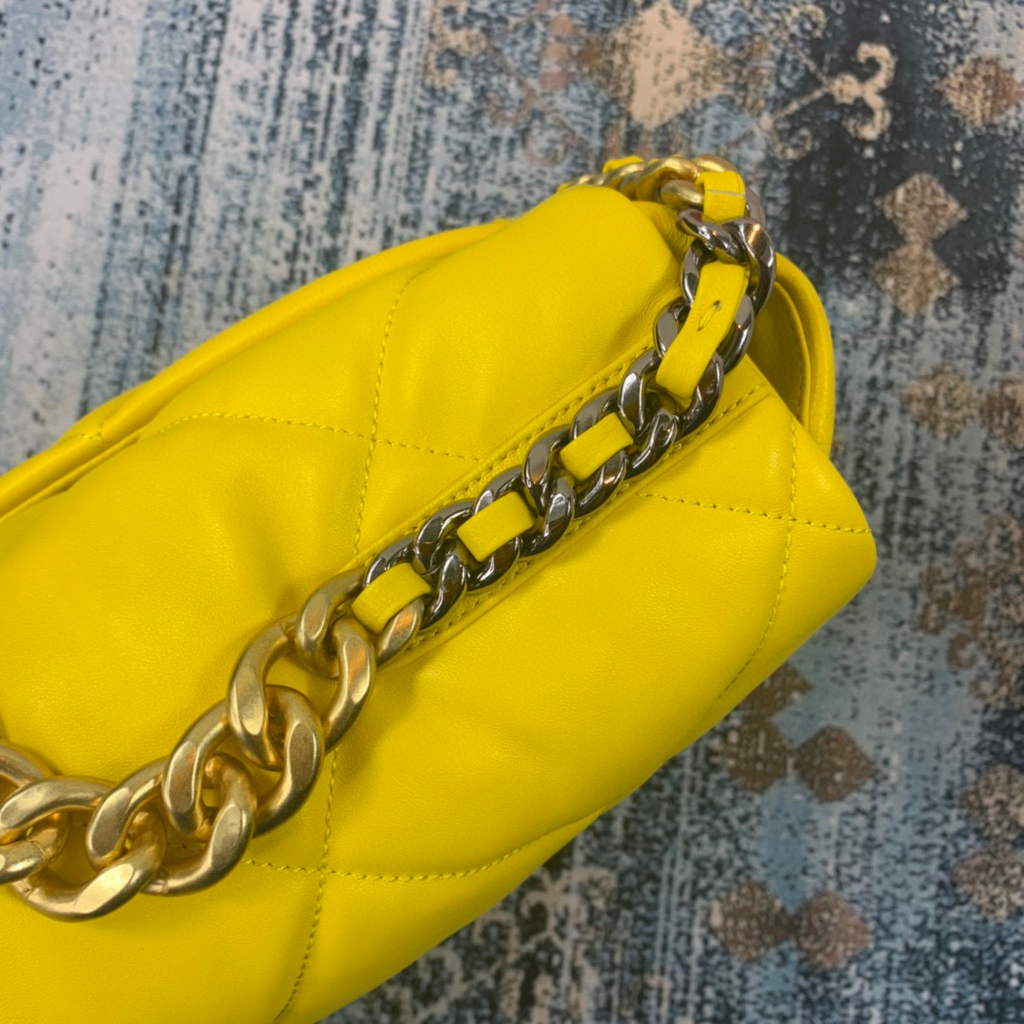 Chanel 19 Maxi Handbag Lambskin Gold AS1162 Yellow | chanel 19 maxi handbag lambskin gold as1162 69