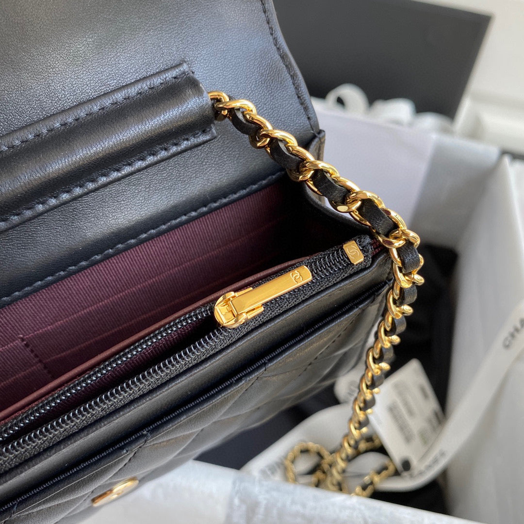 Chanel AP0250 Wallet on Chain Lambskin A33814 Black | chanel ap0250 wallet on chain lambskin a33814 07