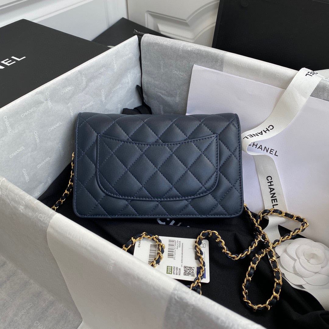 Chanel AP0250 Wallet on Chain Lambskin A33814 navy blue | chanel ap0250 wallet on chain lambskin a33814 18