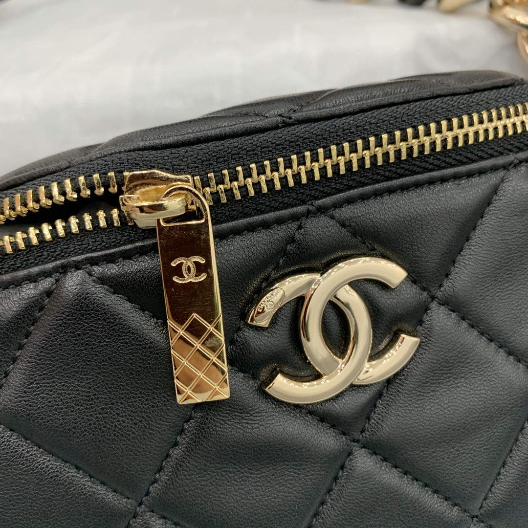 Chanel AS1356 Belt bag Lambskin gold Black | chanel as1356 belt bag lambskin gold black 003