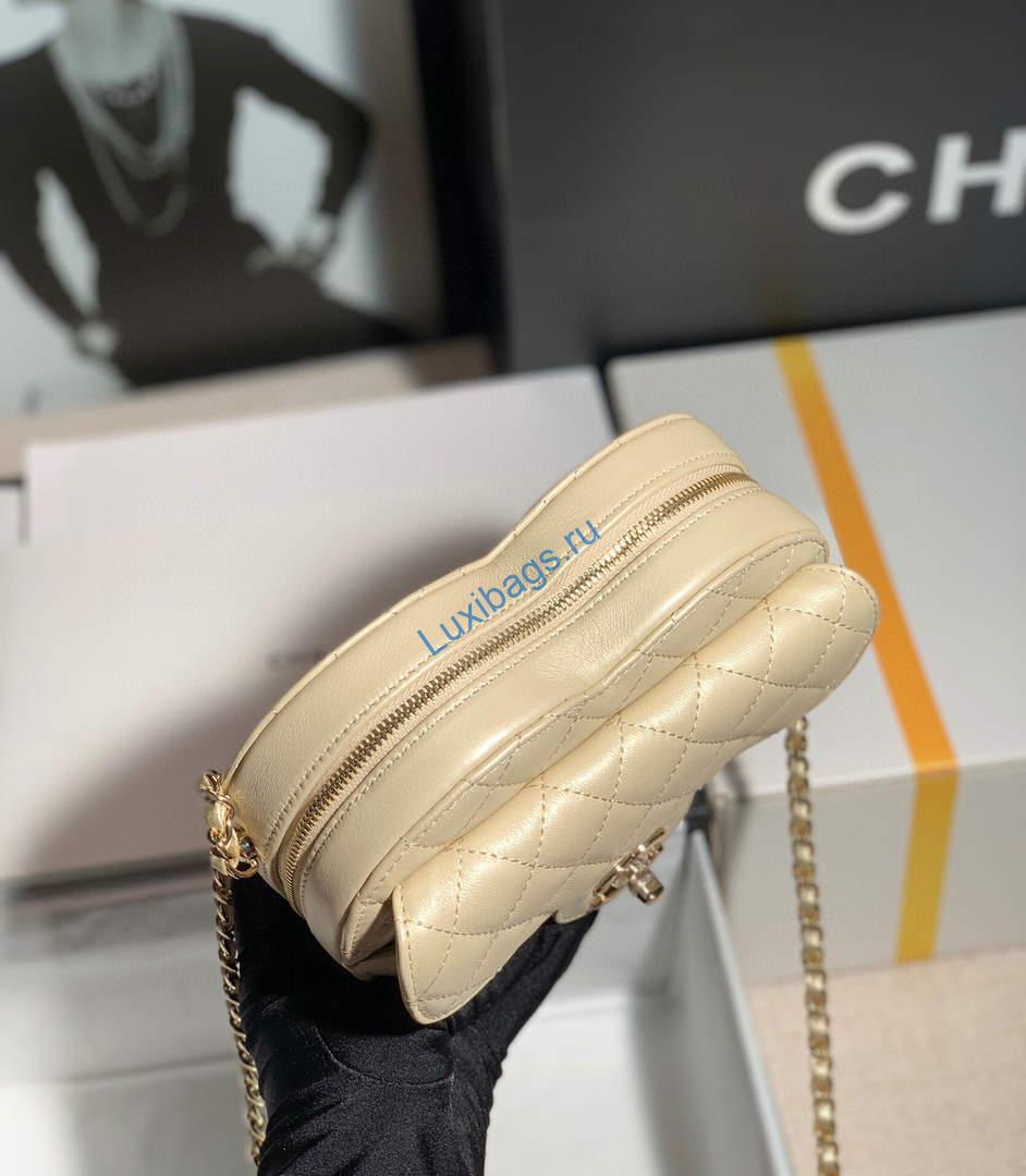 Chanel AS3191 Large Heart Bag Lambskin Gold | chanel as3191 large heart bag lambskin gold 006