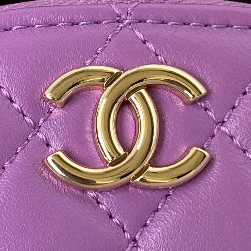 Chanel Vanity Case Shiny Lambskin Gold AP2731 Purple | chanel vanity case shiny lambskin gold ap2731 purple 003