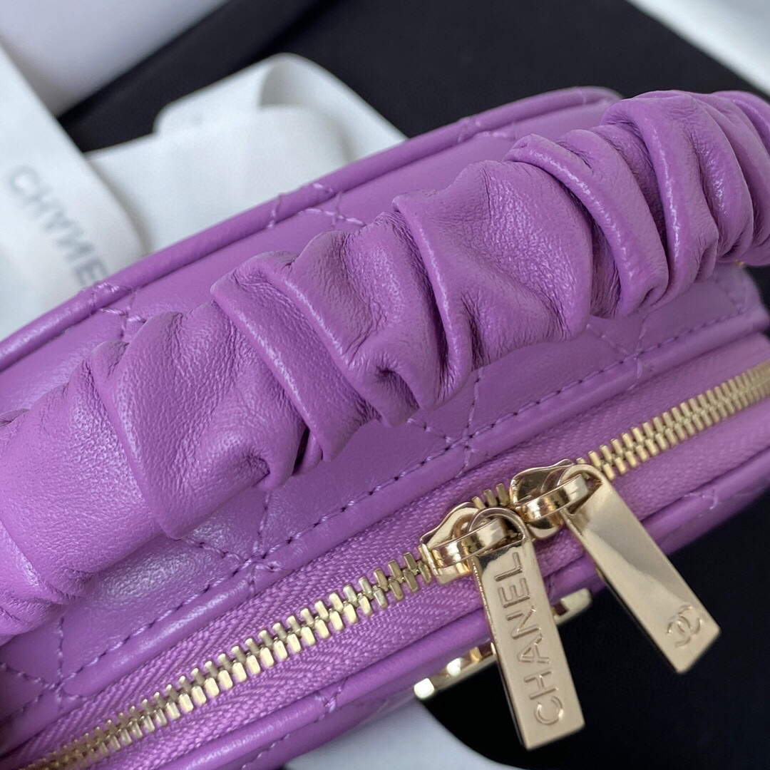Chanel Vanity Case Shiny Lambskin Gold AP2731 Purple | chanel vanity case shiny lambskin gold ap2731 purple 004