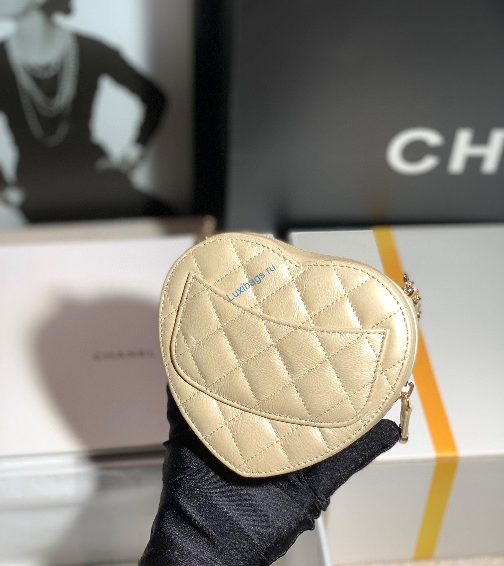 Chanel AP2784 Heart Clutch with Chain Lambskin Gold-Tone Metal Gold | chanelap2784heartclutchwithchainlambskingold tonemetal 03