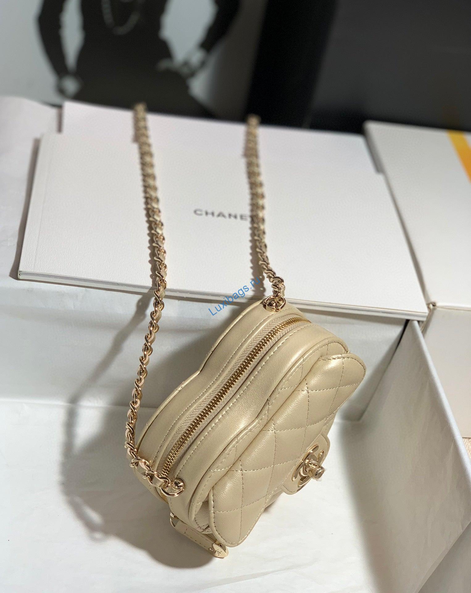Chanel AP2784 Heart Clutch with Chain Lambskin Gold-Tone Metal Gold | chanelap2784heartclutchwithchainlambskingold tonemetal 04