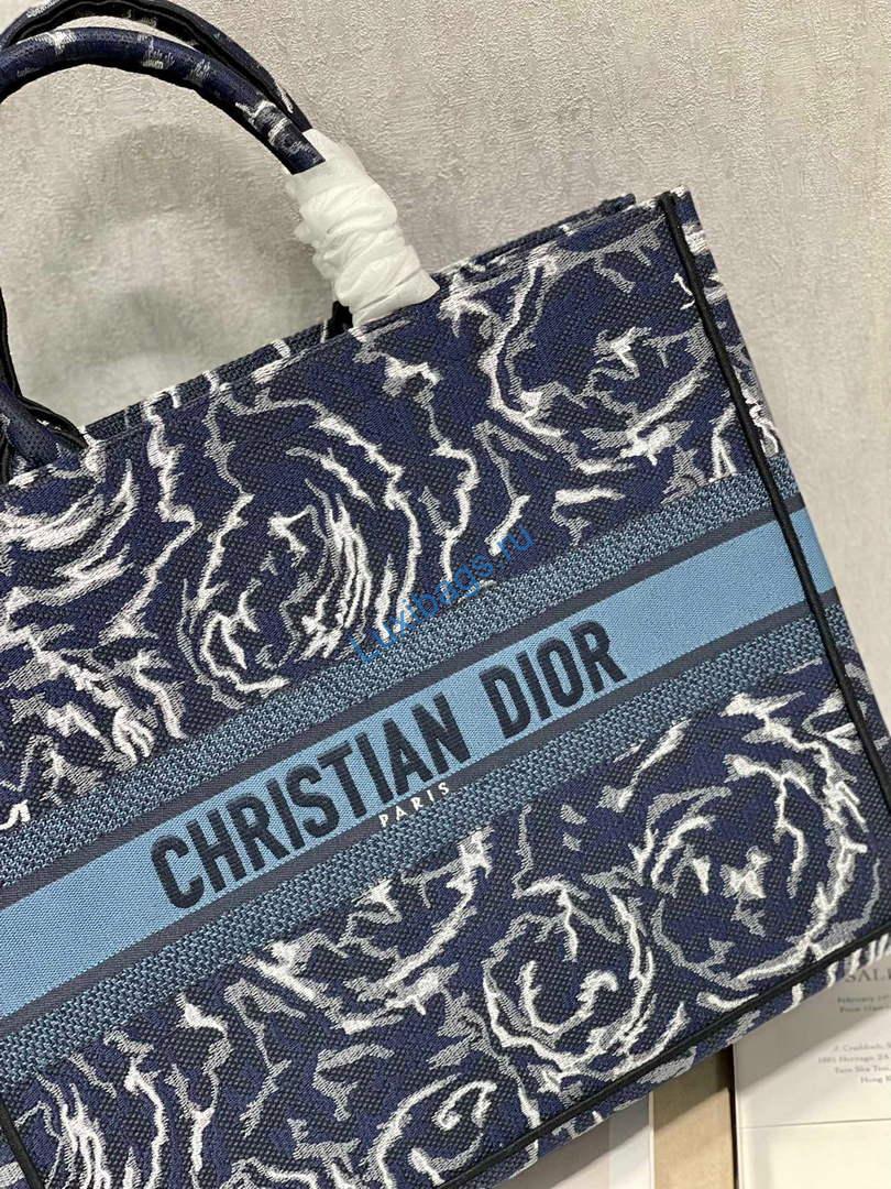 Dior M1286 Large Book Tote Blue Dior Roses embroidery | dior m1286 large dior book tote blue dior roses embroidery 05