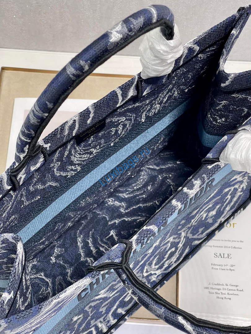 Dior M1286 Large Book Tote Blue Dior Roses embroidery | dior m1286 large dior book tote blue dior roses embroidery 08
