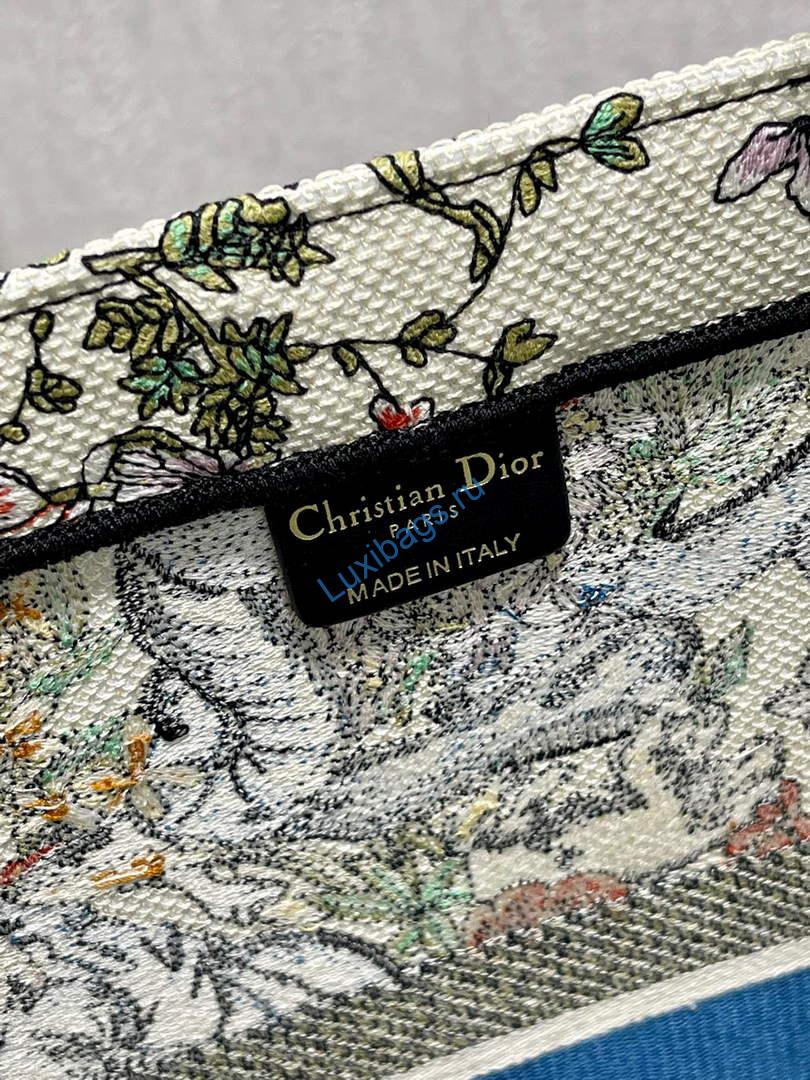 Dior M1286 Large Book Tote Latte D-Constellation Embroidery | dior m1286 large dior book tote latte d constellation embroidery 09