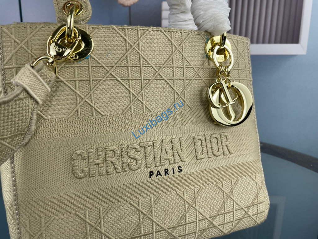 Dior M0565 Medium Lady D-Life Bag Cannage Embroidery Light Yellow | dior medium lady d life bag m0565 cannage embroidery 031