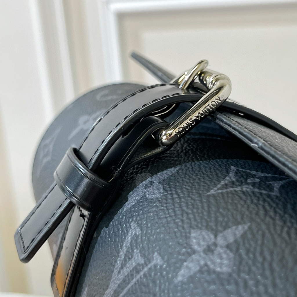 Louis Vuitton 3 Watch Case Monogram Eclipse Canvas M43385 | louis vuitton 3 watch case m47530 monogram canvas 33
