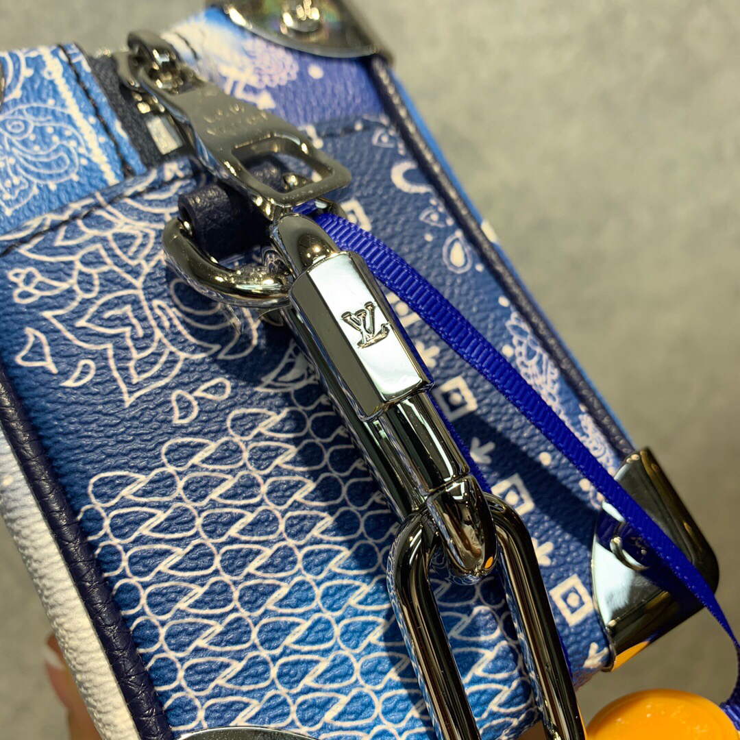 LV M20557 Louis Vuitton Mini Soft Trunk Blue | lv m20557 louis vuitton mini soft trunk blue 005