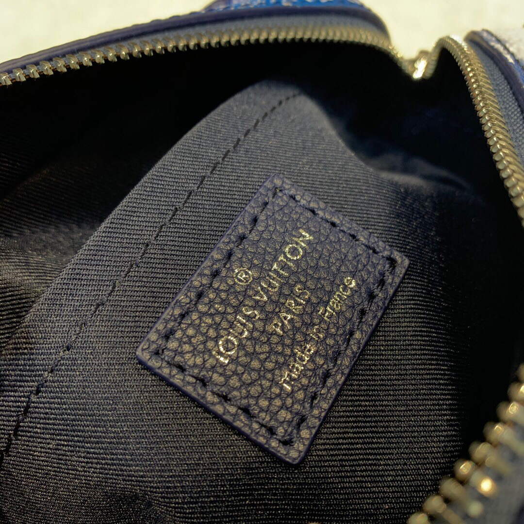 LV M20557 Louis Vuitton Mini Soft Trunk Blue | lv m20557 louis vuitton mini soft trunk blue 010