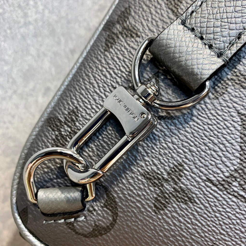 LV M30833 Louis Vuitton Outdoor Slingbag Gunmetal gray | lv m30833 louis vuitton outdoor slingbag 006