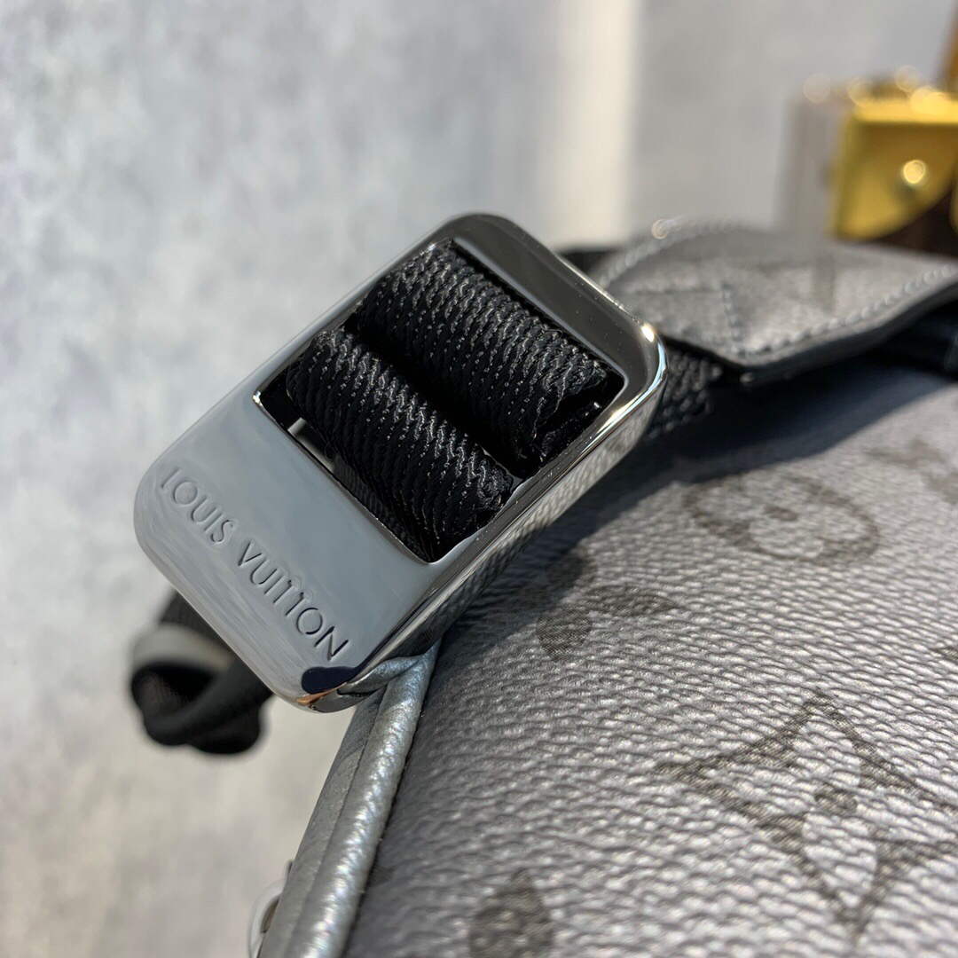 LV M30833 Louis Vuitton Outdoor Slingbag Gunmetal gray | lv m30833 louis vuitton outdoor slingbag 010