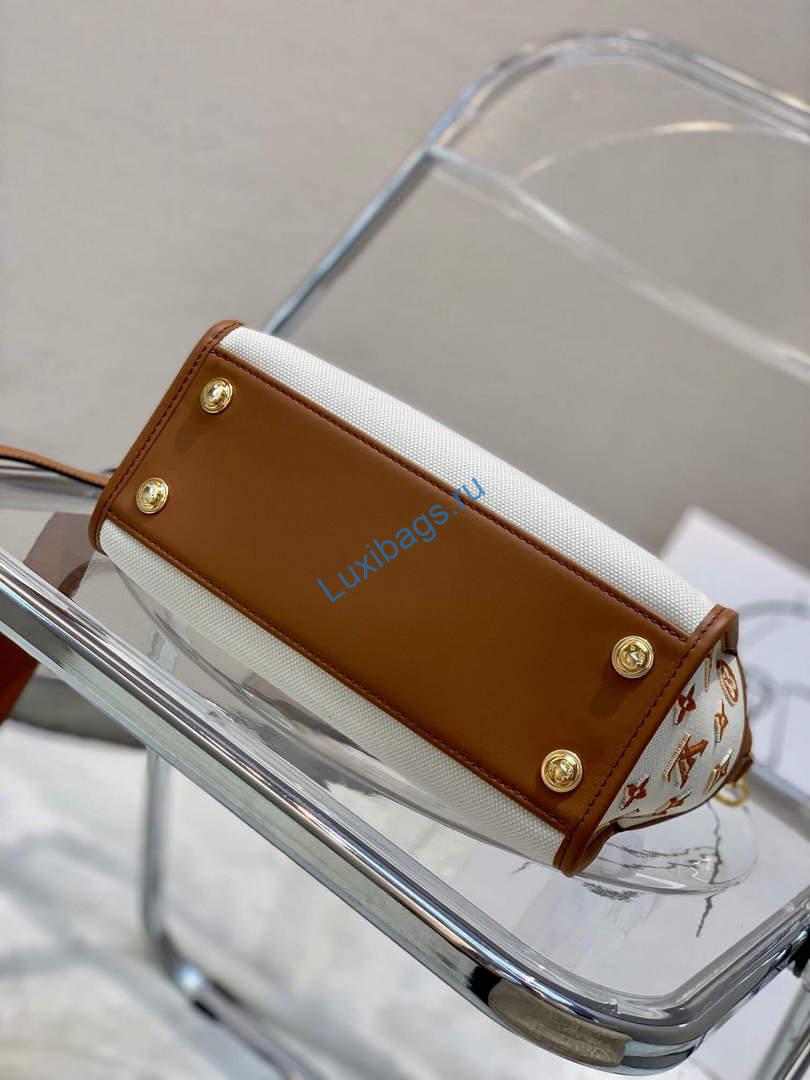 LV M59905 Louis Vuitton On My Side PM Tote Bag | lv m59905 louis vuitton on my side pm tote bag 005