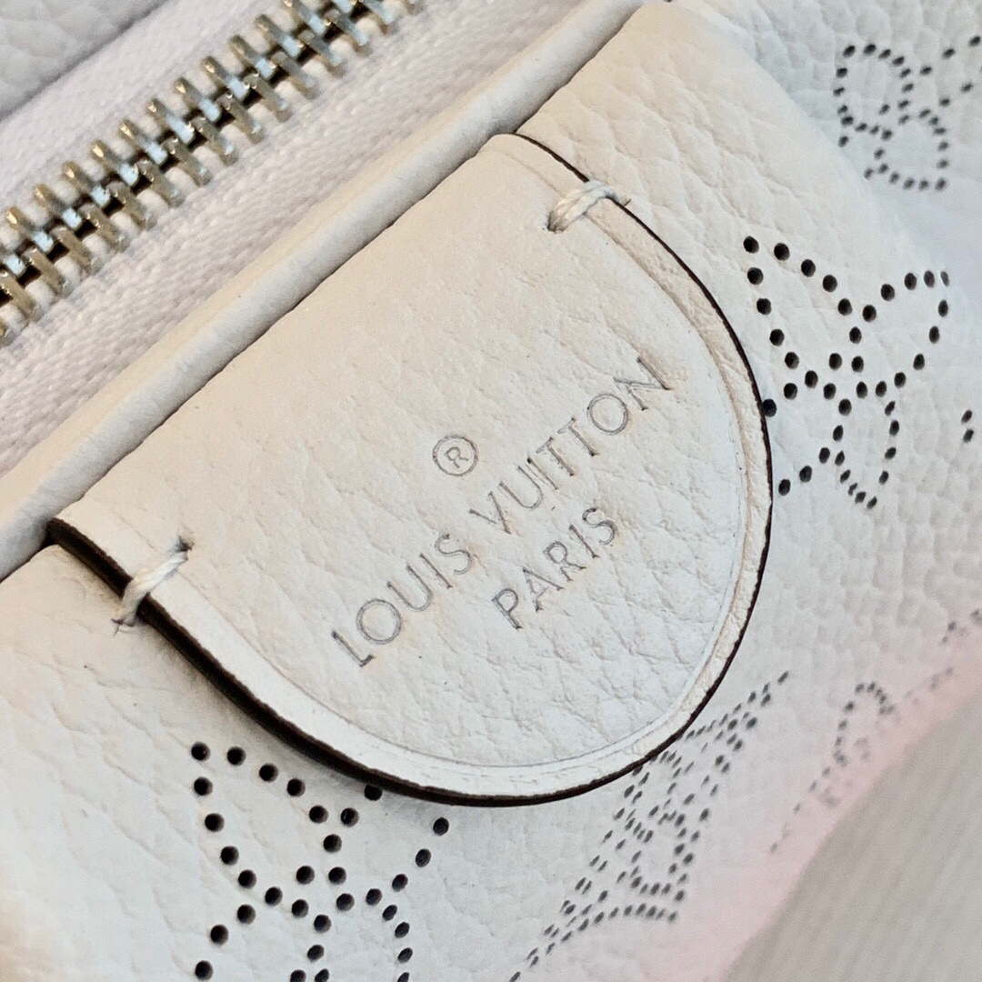 LV M80497 Louis Vuitton Scala Mini Pouch Bag Beige and Pink | lv m80497 louis vuitton scala mini pouch bag beige pink 005