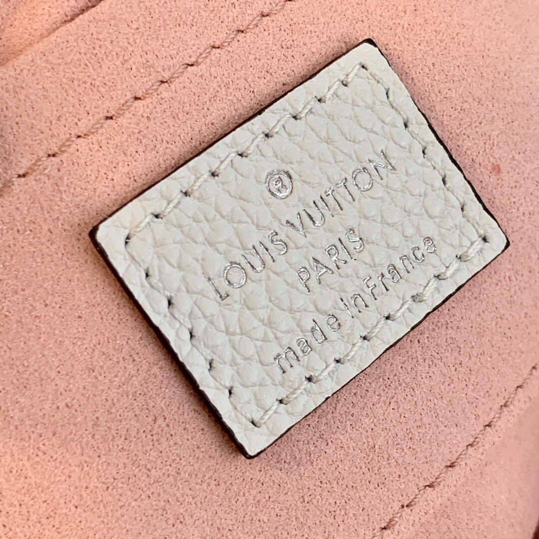 LV M80497 Louis Vuitton Scala Mini Pouch Bag Beige and Pink | lv m80497 louis vuitton scala mini pouch bag beige pink 007