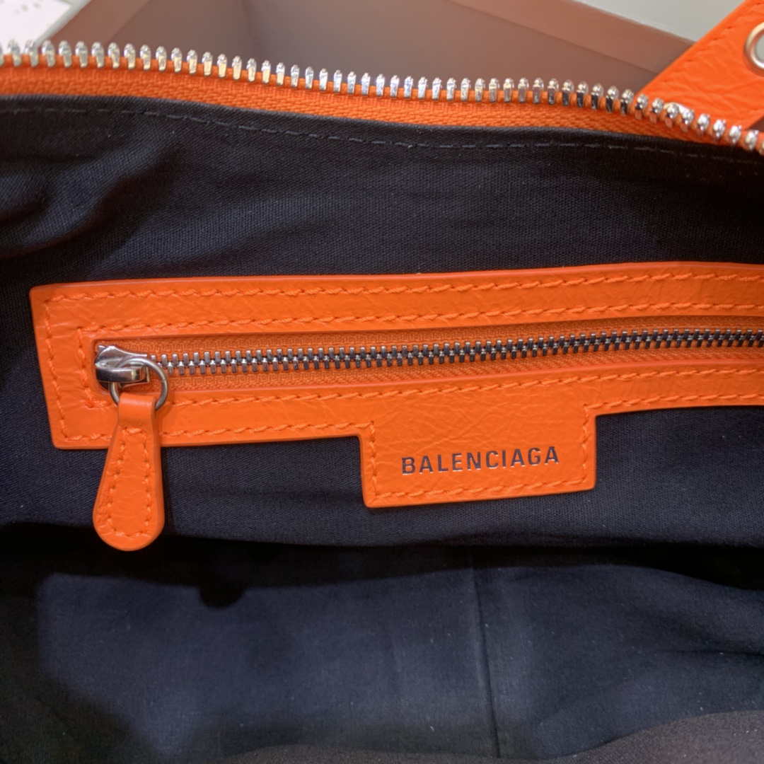 Balenciaga 67130723 Women's Le Cagole Small Shoulder Bag Arena lambskin In Orange | balenciaga 67130723 womens le cagole small shoulder bag arena lambskin in orange 007