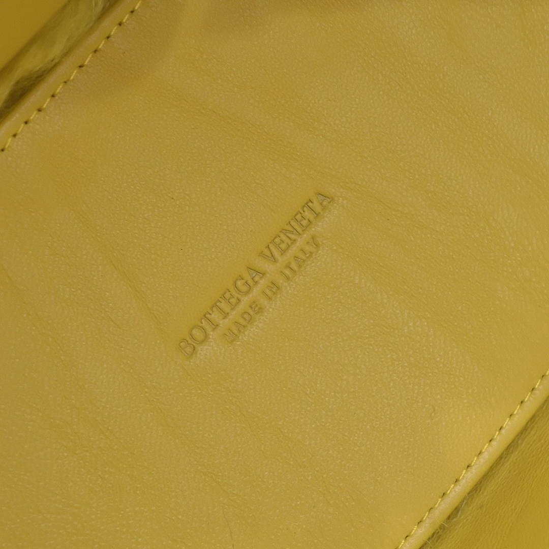 Bottega Veneta BV 652867 Arco Tote Intreccio shearling Yellow | bottega veneta bv 652867 arco tote intreccio shearling yellow 007