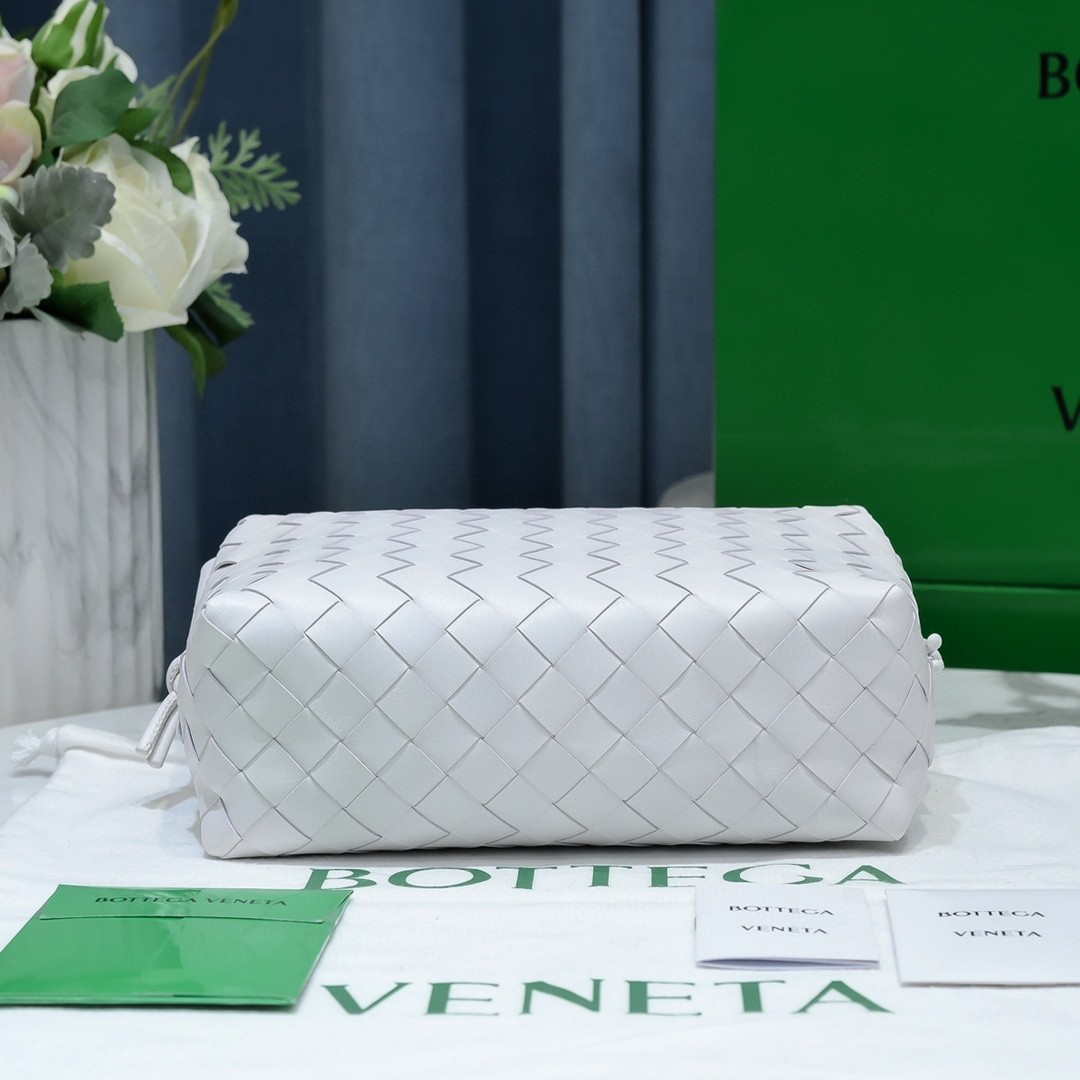 Bottega Veneta BV 680254 Mini Loop intrecciato leather cross-body bag White | bottega veneta bv 680254 mini intrecciato leather cross body bag white 003