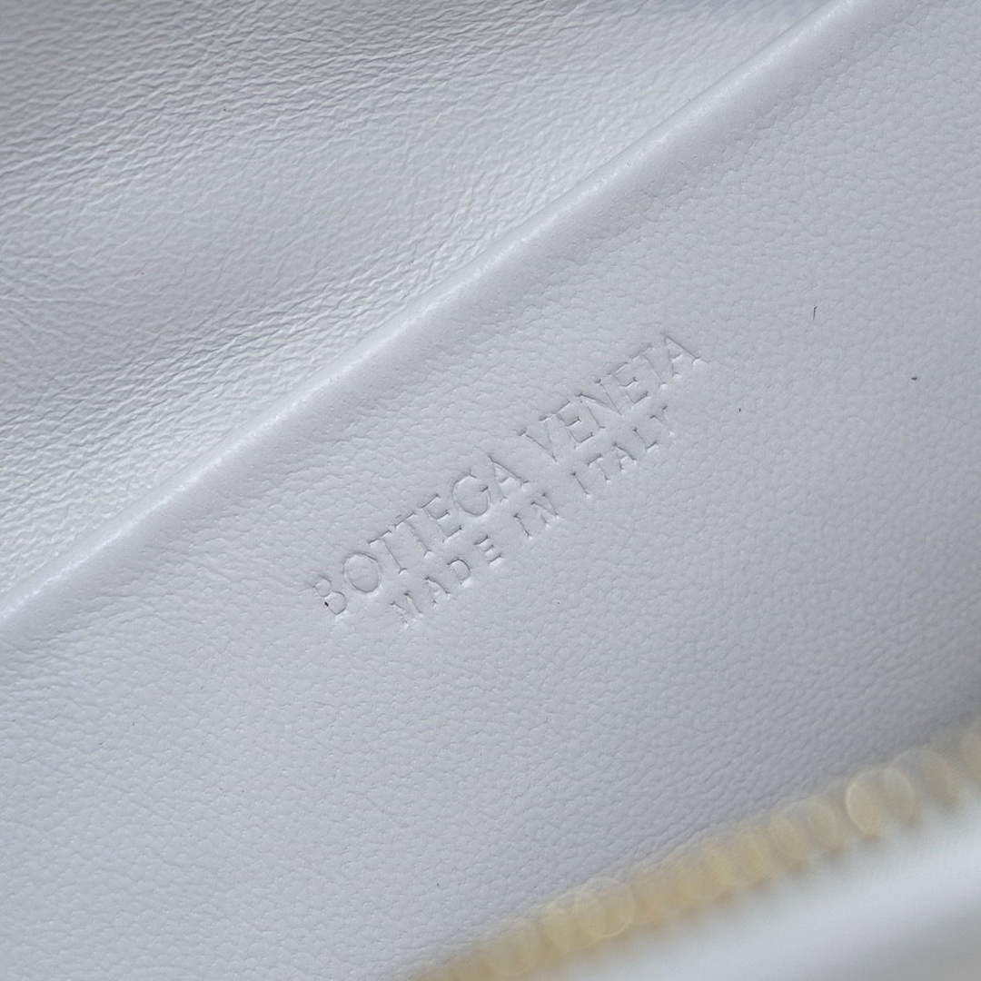 Bottega Veneta BV 680254 Mini Loop intrecciato leather cross-body bag White | bottega veneta bv 680254 mini intrecciato leather cross body bag white 008