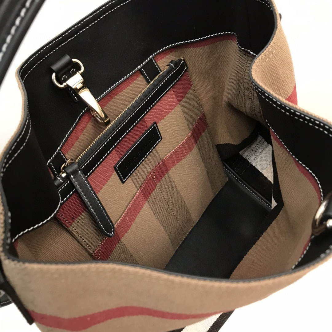 Burberry 39457261 Ashby Black Canvas Hobo Bag | burberry 39457261 ashby white canvas hobo bag black 007