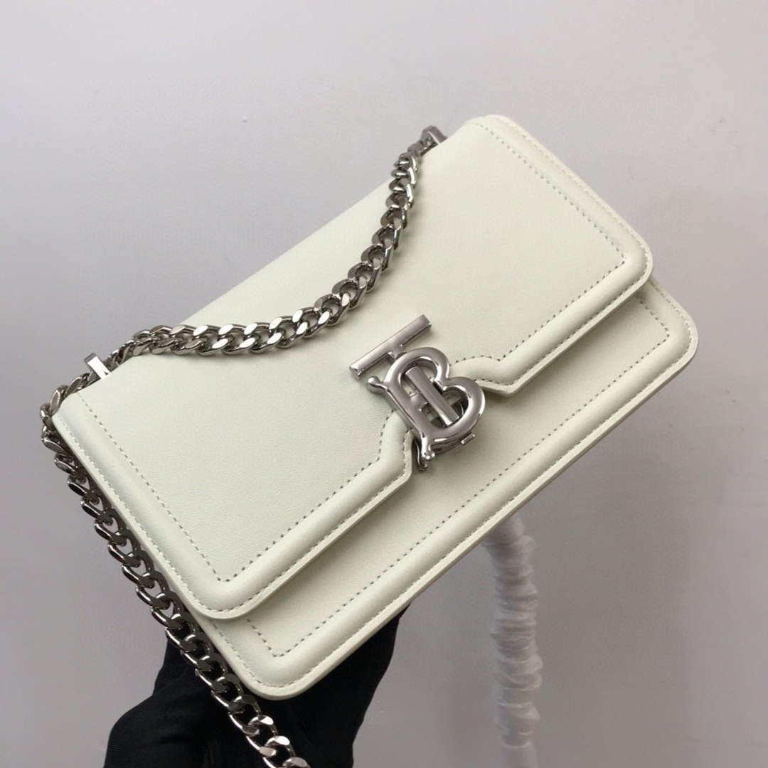 Burberry 80522321 Medium Leather TB Bag White Silvery | burberry 80522321 medium leather tb bag white silvery 0002