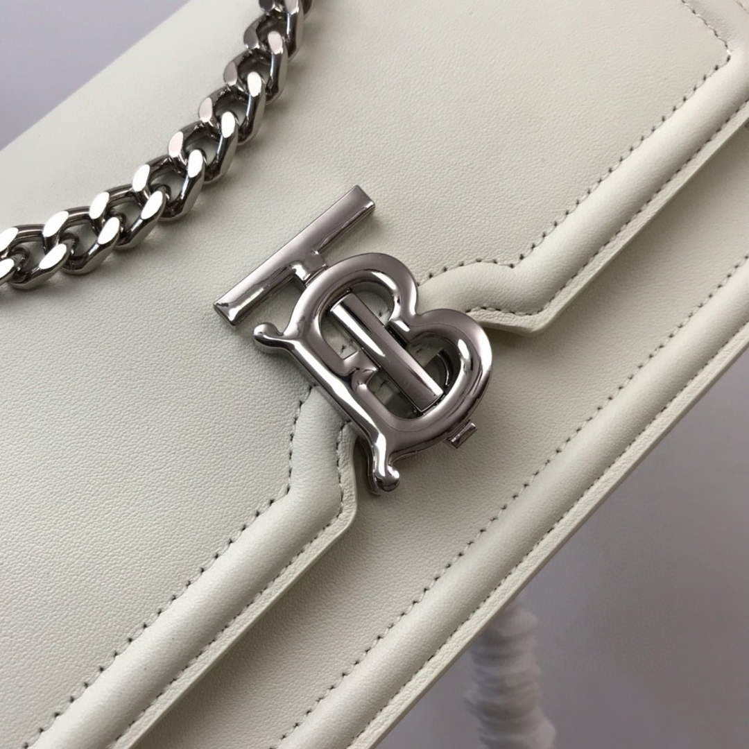 Burberry 80522321 Medium Leather TB Bag White Silvery | burberry 80522321 medium leather tb bag white silvery 0003
