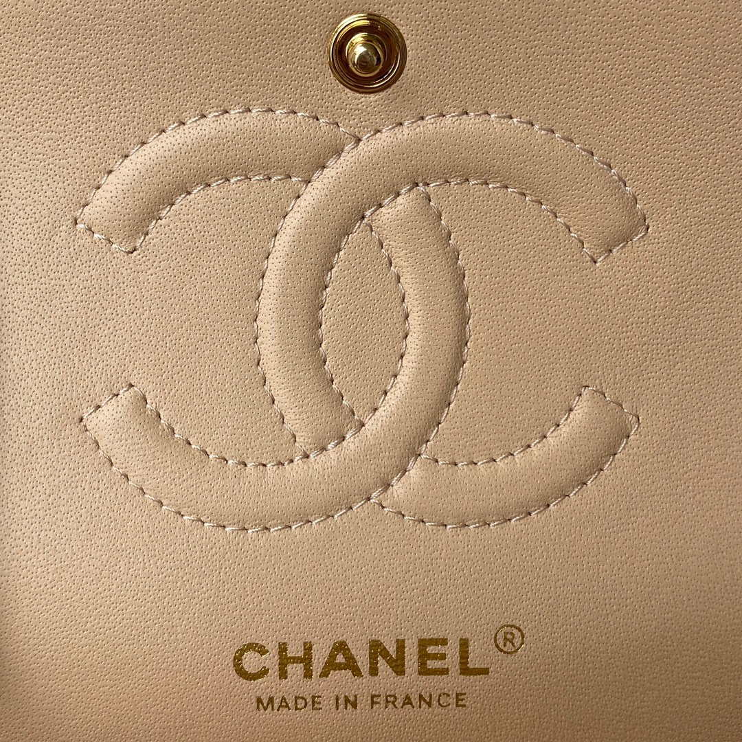 Chanel A01112 Flap Handbag Classic bag Grained shiny Calfskin Black Apricot Pink Gold | chanel a01112 flap handbag classic bag grained shiny calfskin black silver 035