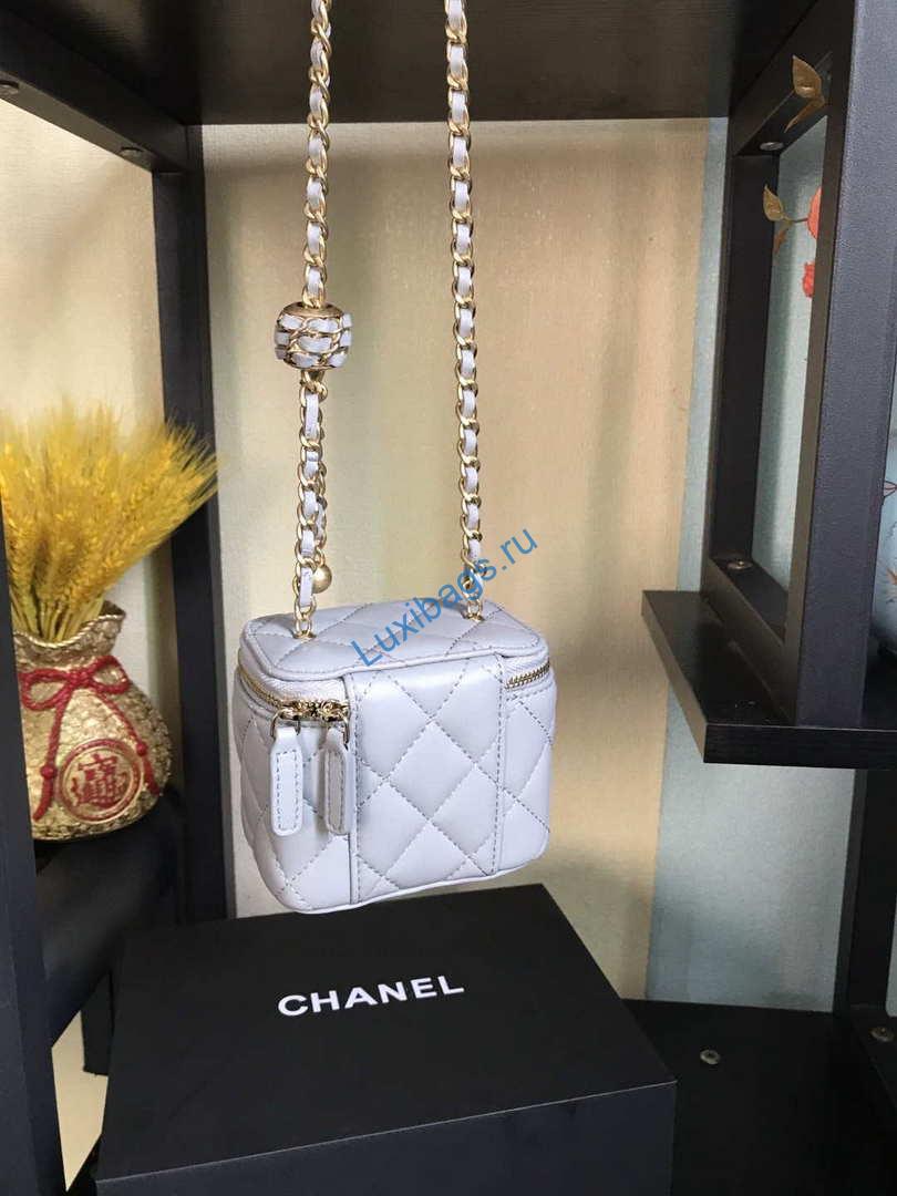 Chanel AP1447 small Vanity with chain lambskin gold Light Purple | chanel ap1447 small vanity with chain lambskin gold 020
