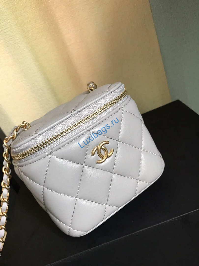Chanel AP1447 small Vanity with chain lambskin gold Light Purple | chanel ap1447 small vanity with chain lambskin gold 022